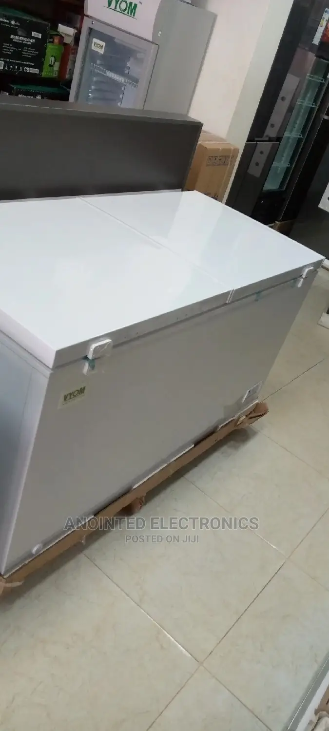 Vyom Deep Freezer