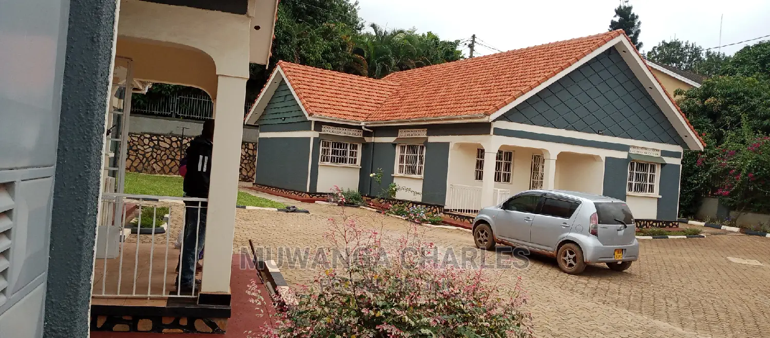 6bdrm House in Fs Properties Ltd, Central Division for Rent
