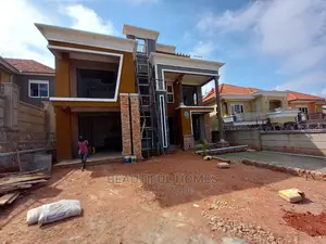 Furnished 5bdrm Mansion in Kira Posh for Sale