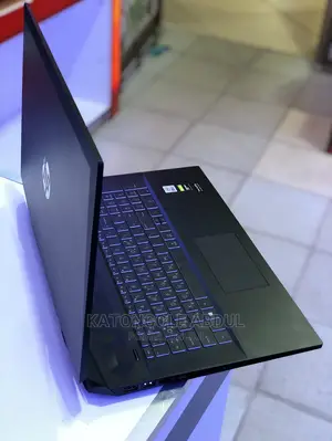 New Laptop HP Pavilion 17 16GB Intel Core I7 SSHD (Hybrid) 512GB
