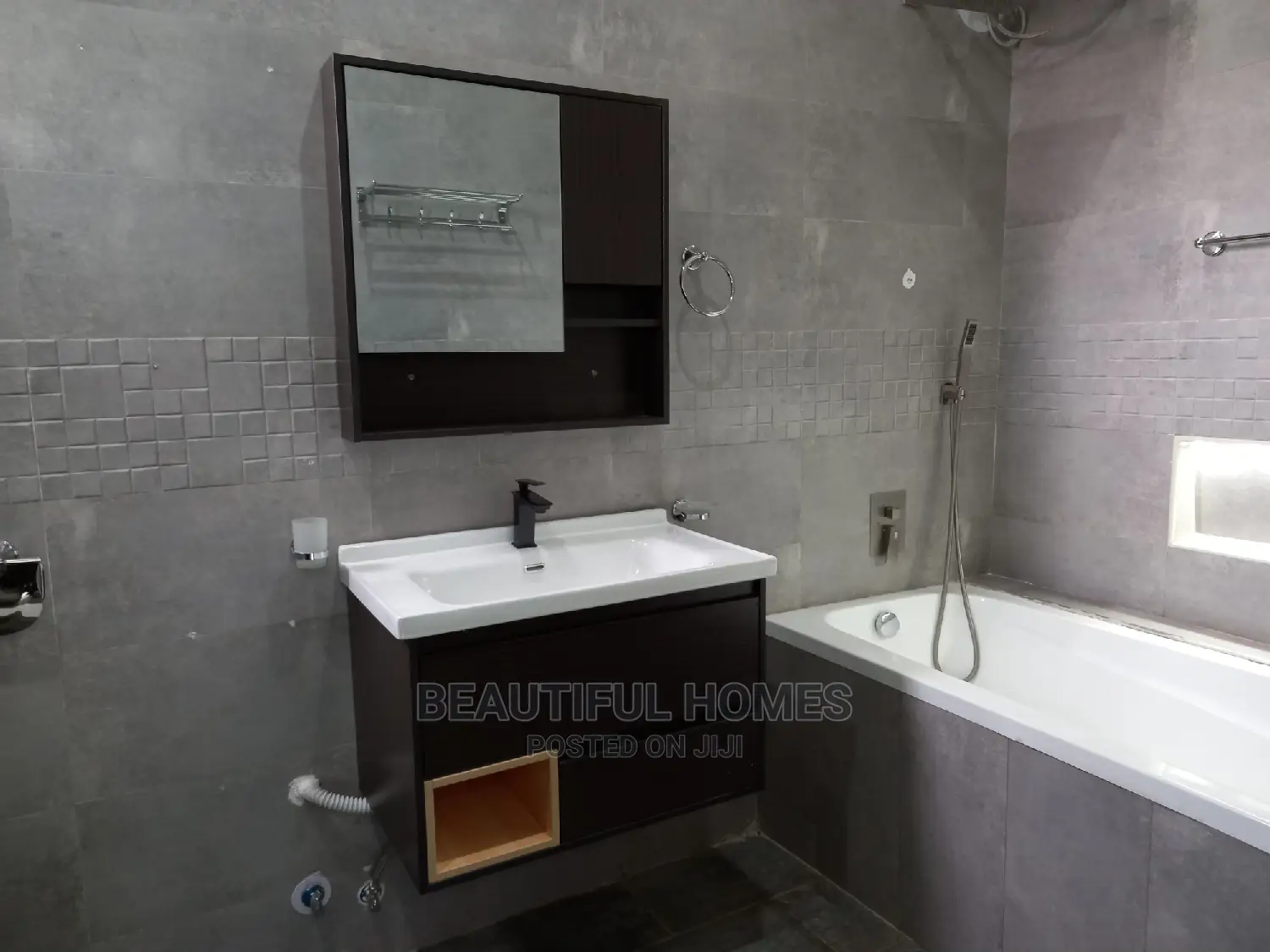Furnished 2bdrm Apartment in Najjera, Central Division for Sale