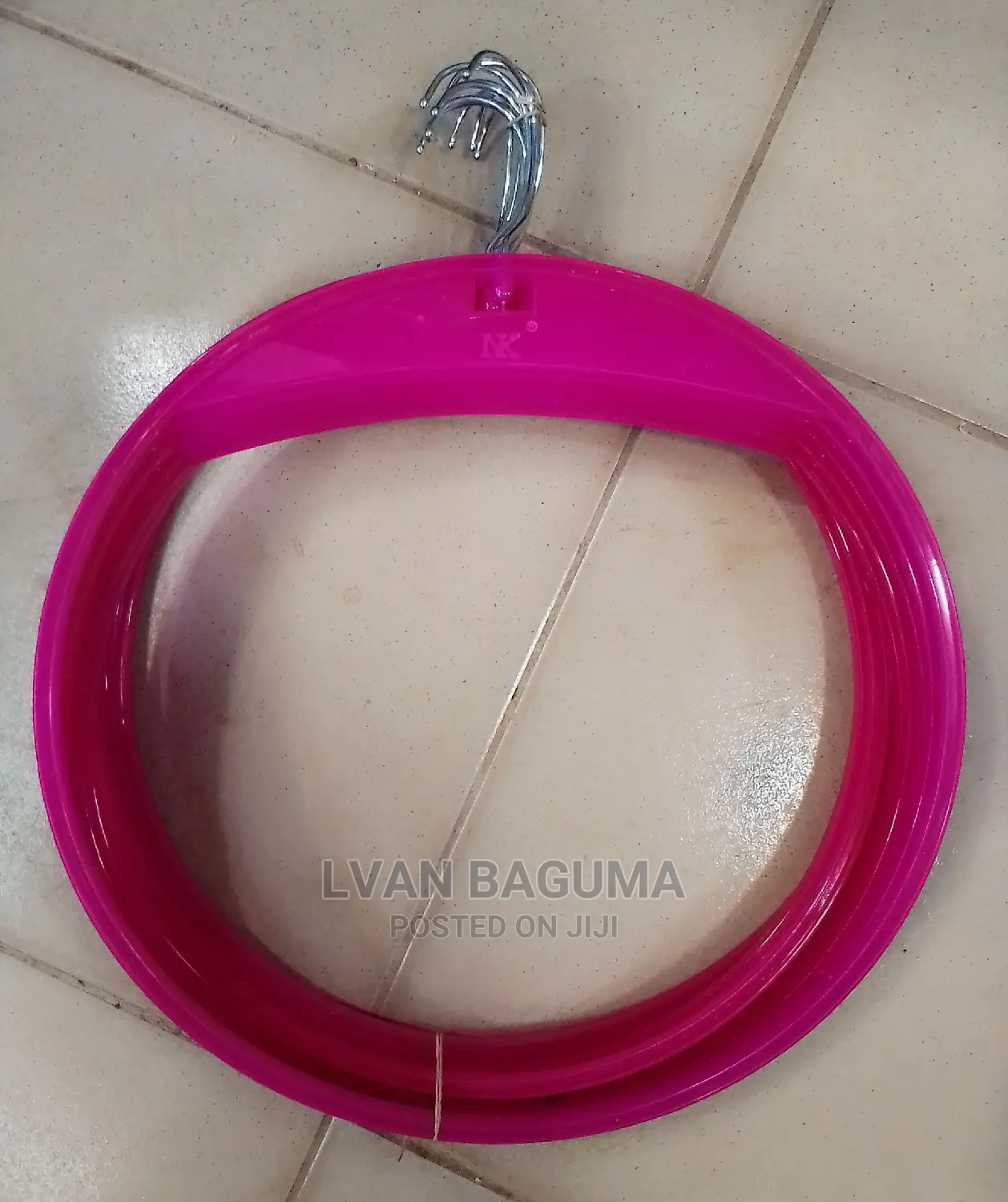 Round Plastic Hangers for Knickers - 12 Pieces