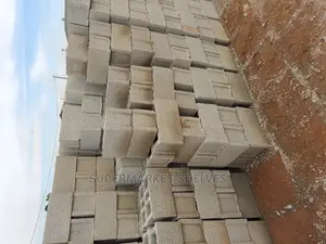 Concrete Blocks Solid for Building on Sale at 3500