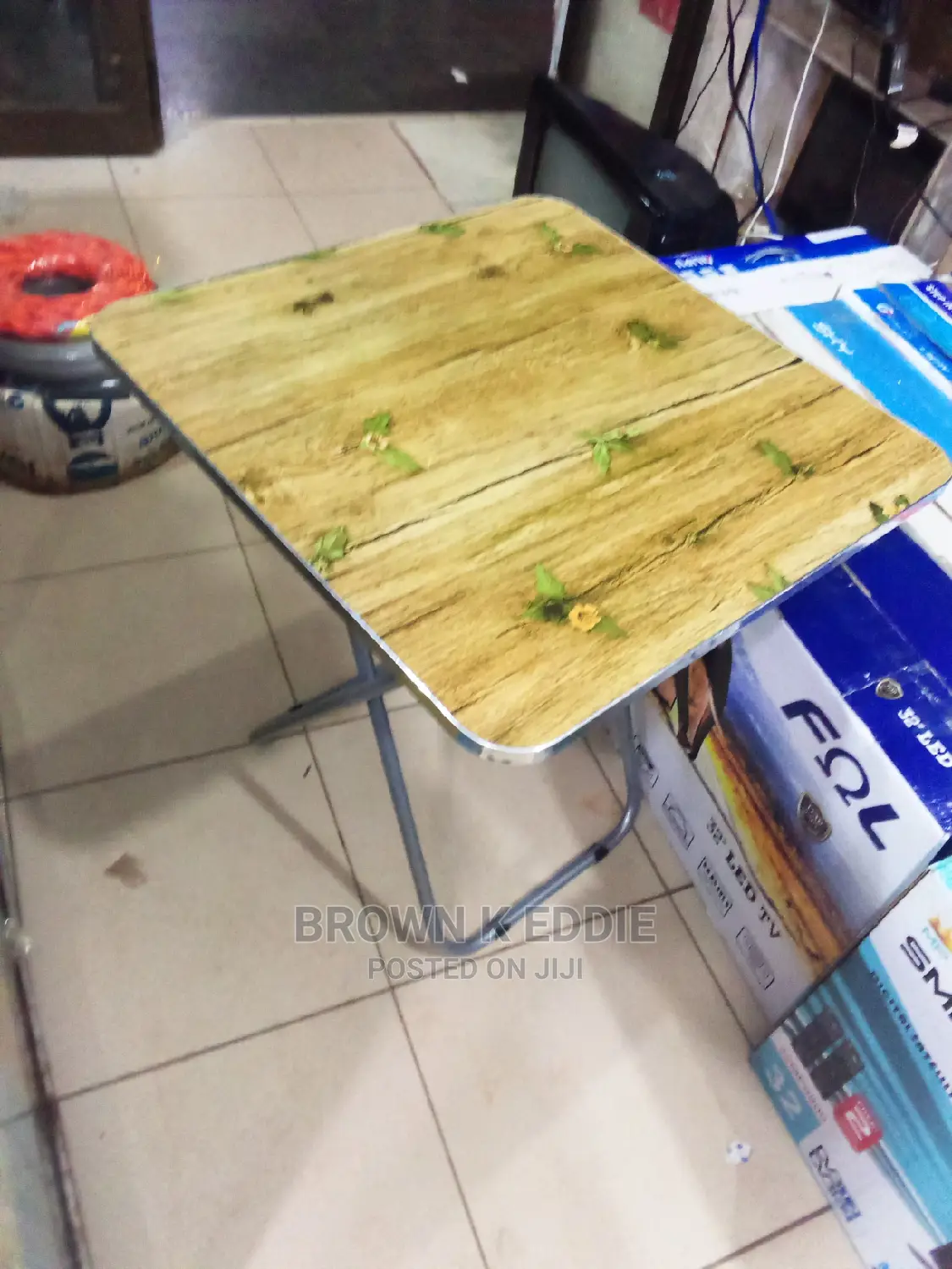 Foldable Table