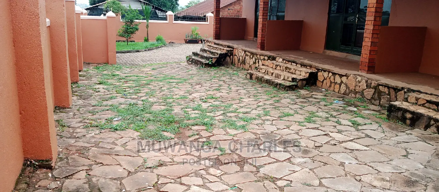 1bdrm House in Fs Properties Ltd, Central Division for rent