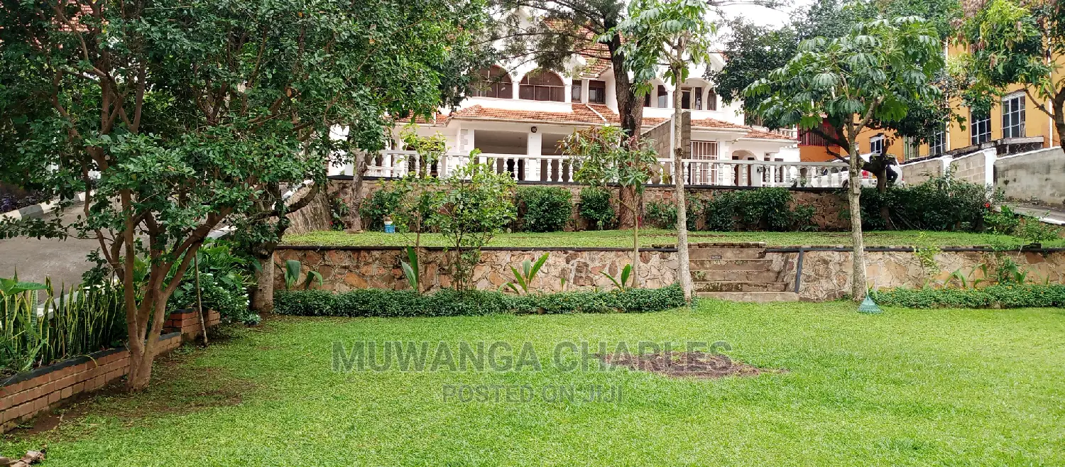 8bdrm Duplex in Fs Properties Ltd, Central Division for Rent