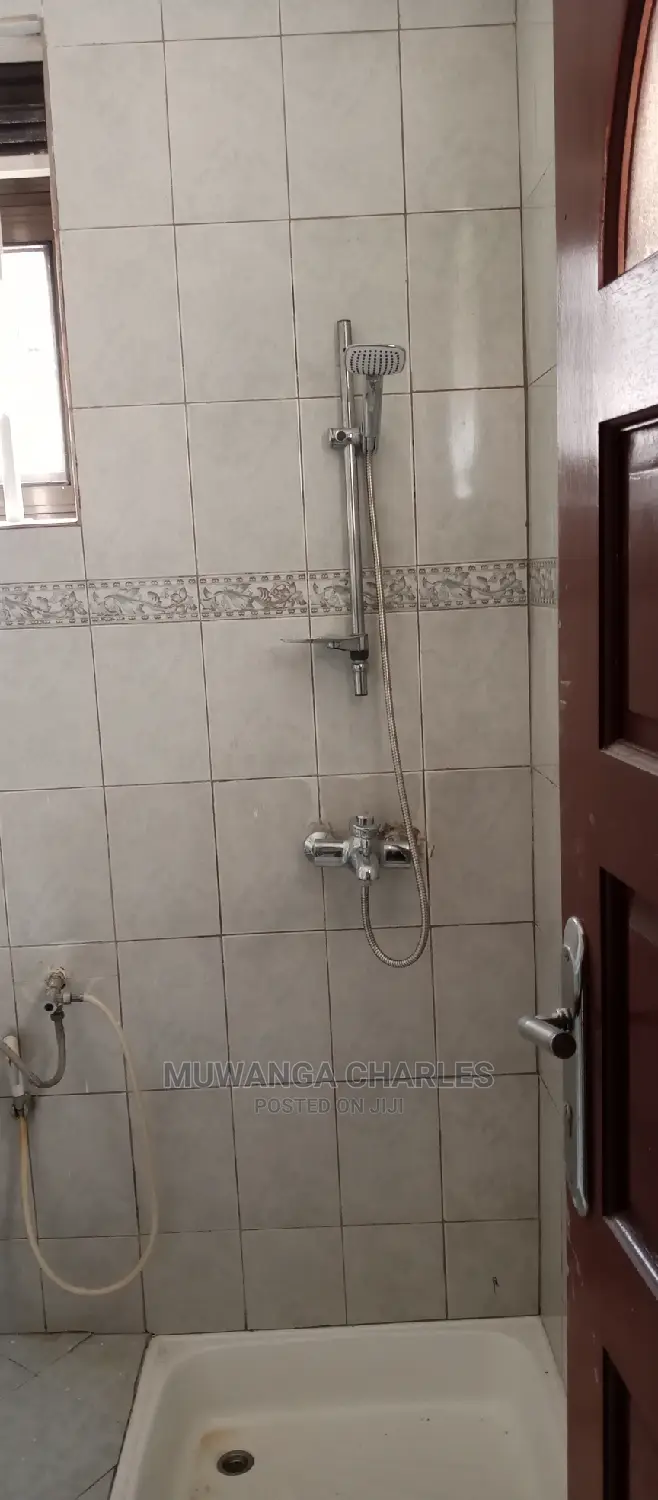 8bdrm Duplex in Fs Properties Ltd, Central Division for Rent