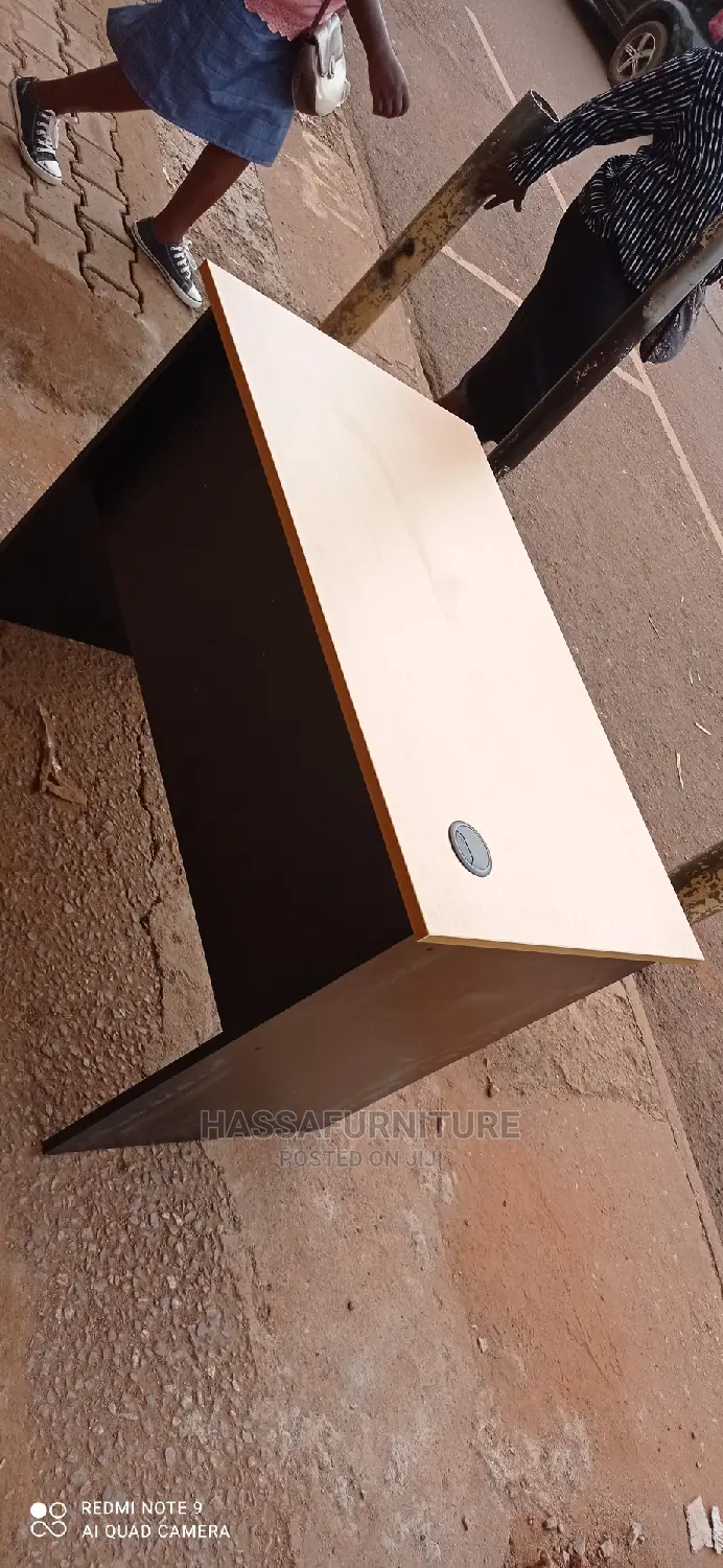 Single Office Desk Size 1meter