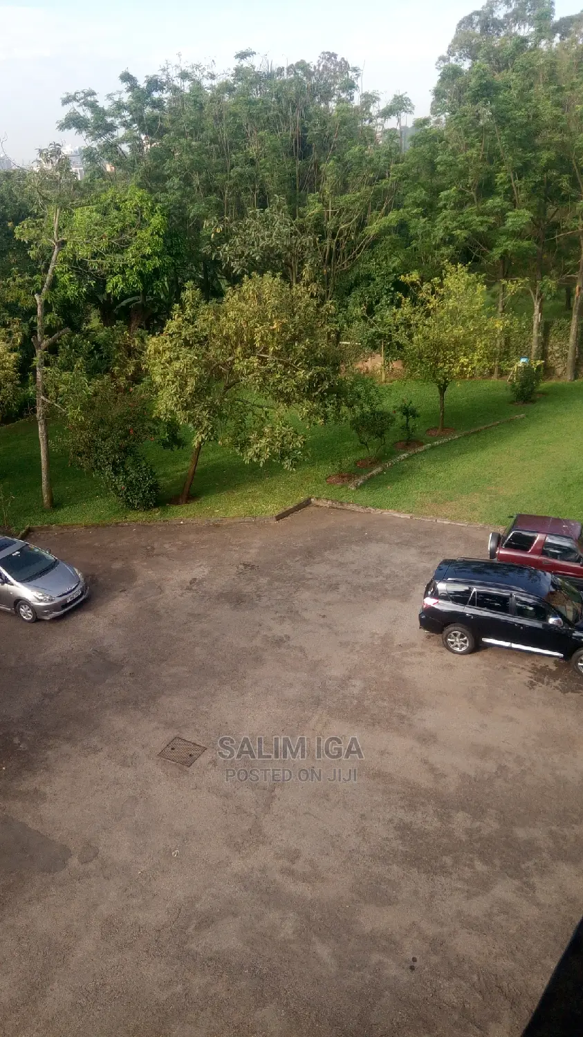 3bdrm Block of Flats in Kololo Property, Central Division for Rent