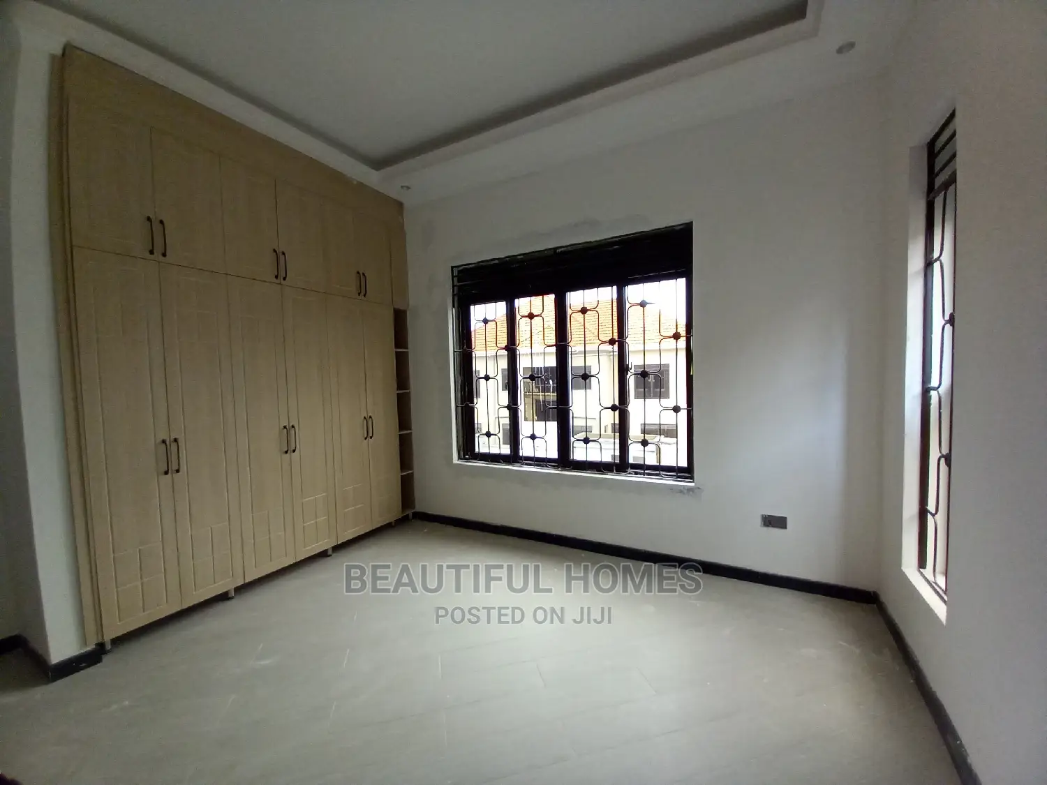 Furnished 4bdrm House in Kira for Sale