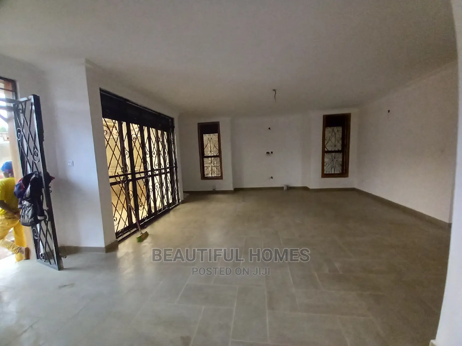 Furnished 4bdrm Mansion in Najjera, Kira for Sale