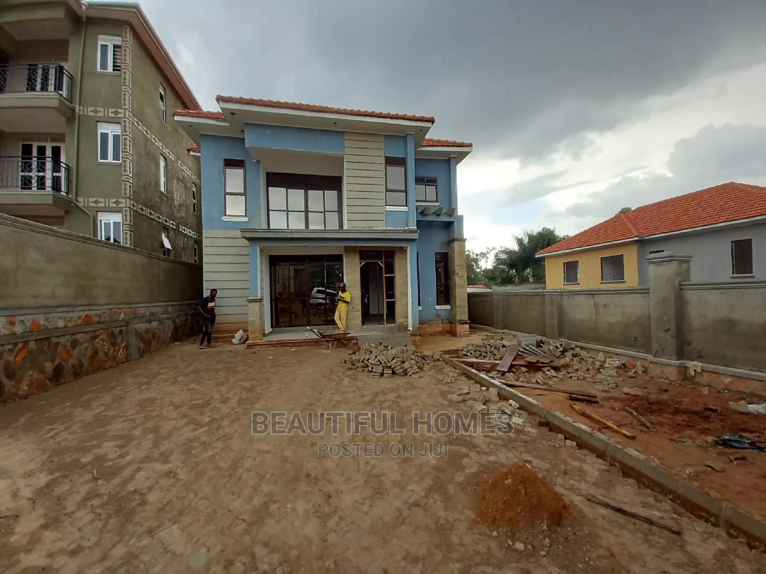 Furnished 4bdrm Maisonette in Najjera, Kira for Sale