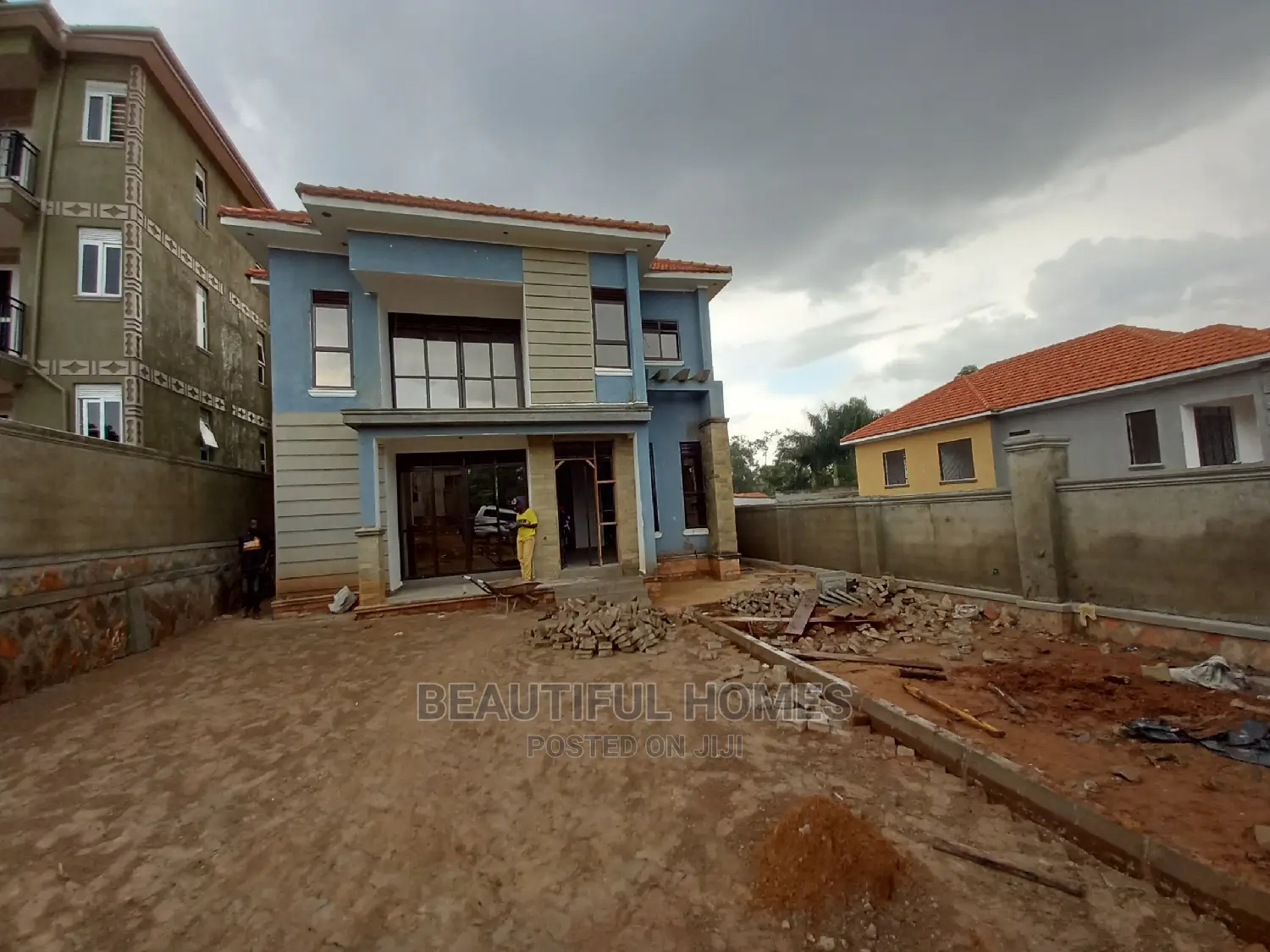 Furnished 4bdrm Maisonette in Najjera, Kira for Sale