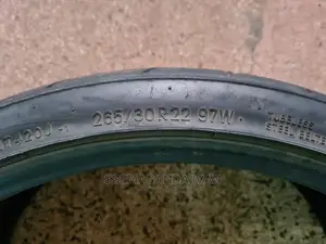 265/30r22 Used Tire in the Best Condition