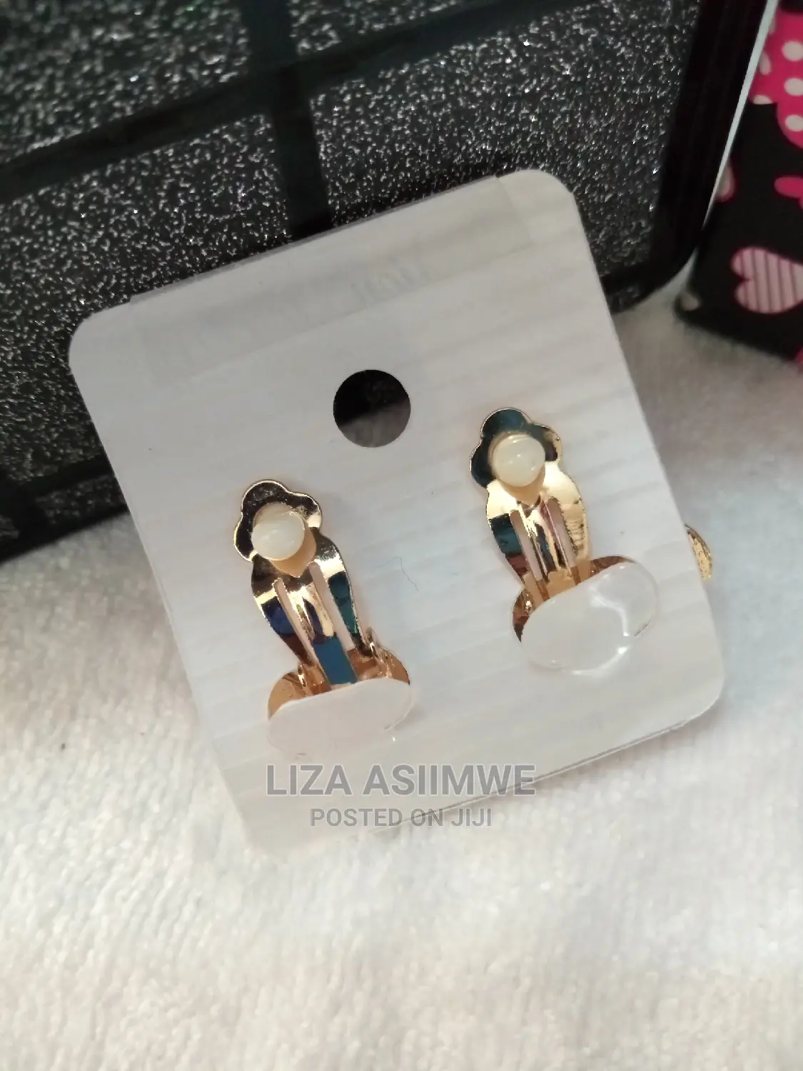Unique and Stylish Quality Clipons (Clippers) Available
