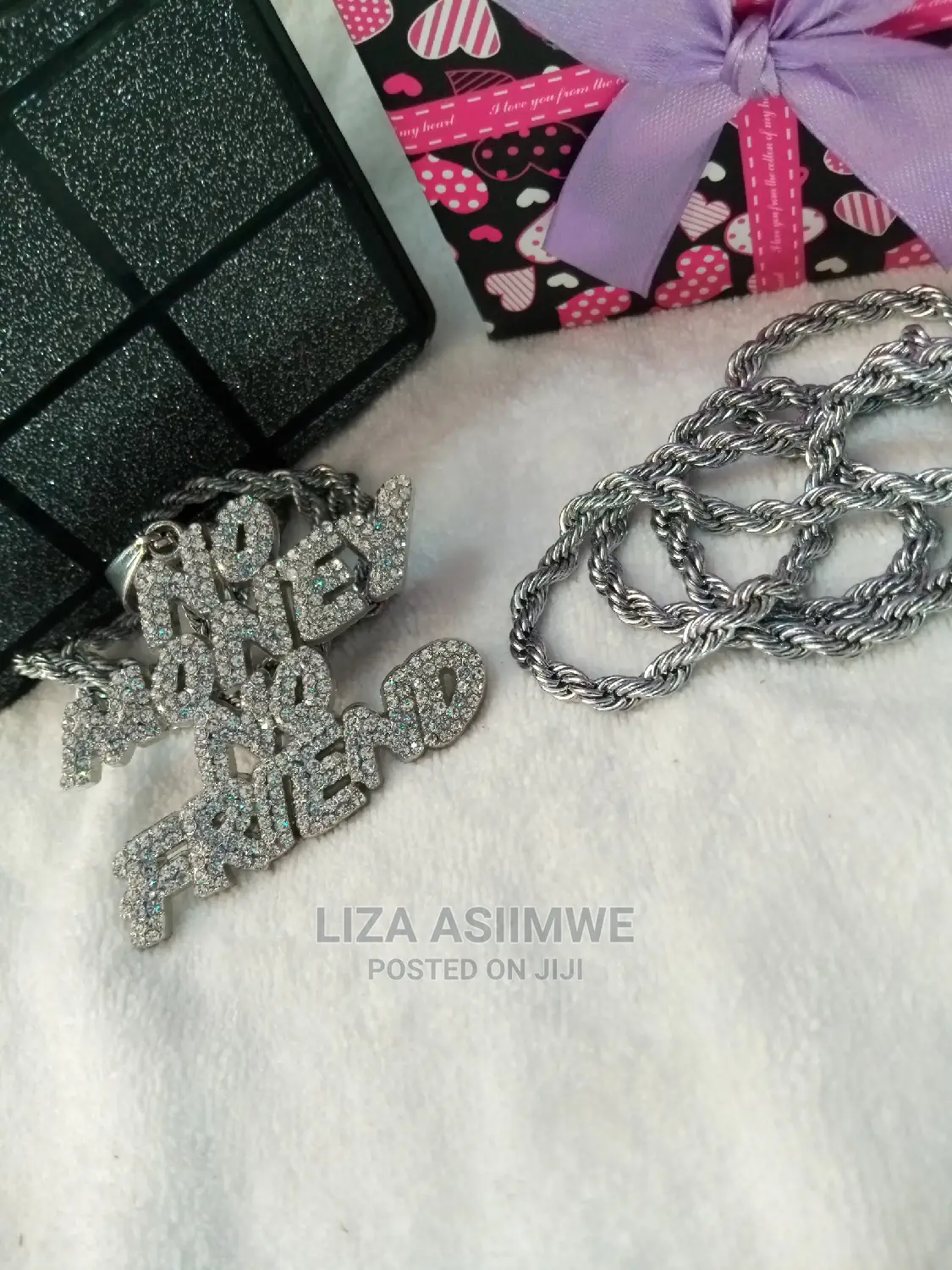 Silver Chains/Necklaces Available for Both (UNISEX)