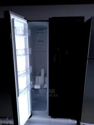670 Litres Hisense Fridge Side by Side