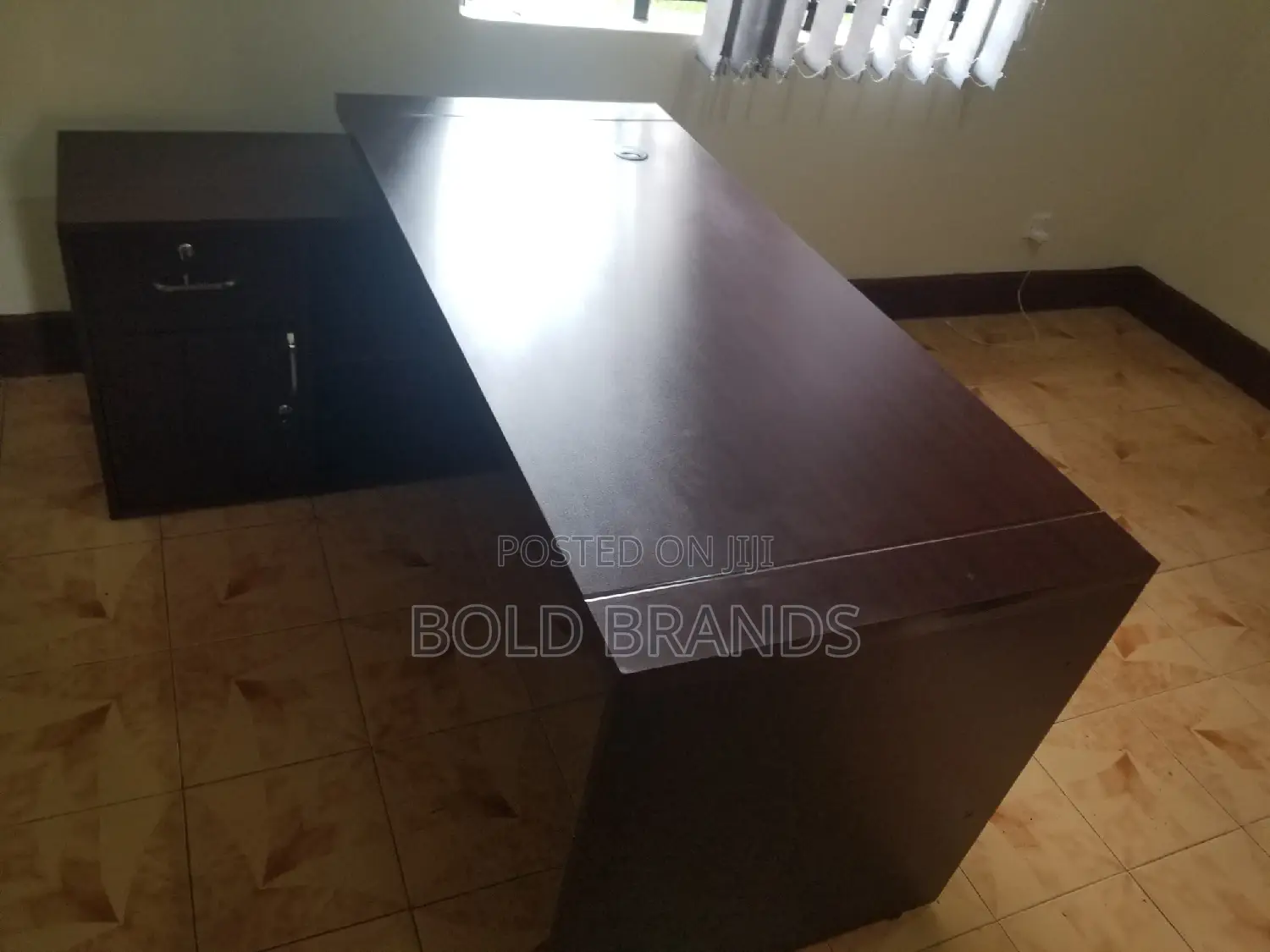 Office Desk