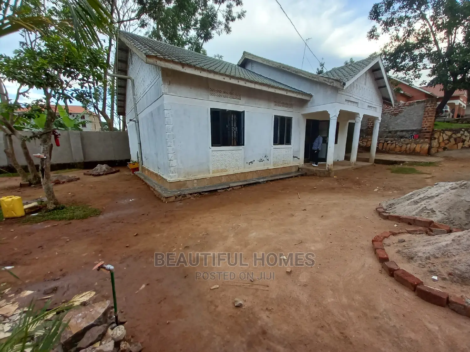 Furnished 4bdrm House in Kyaliwajjara, Kira for Sale