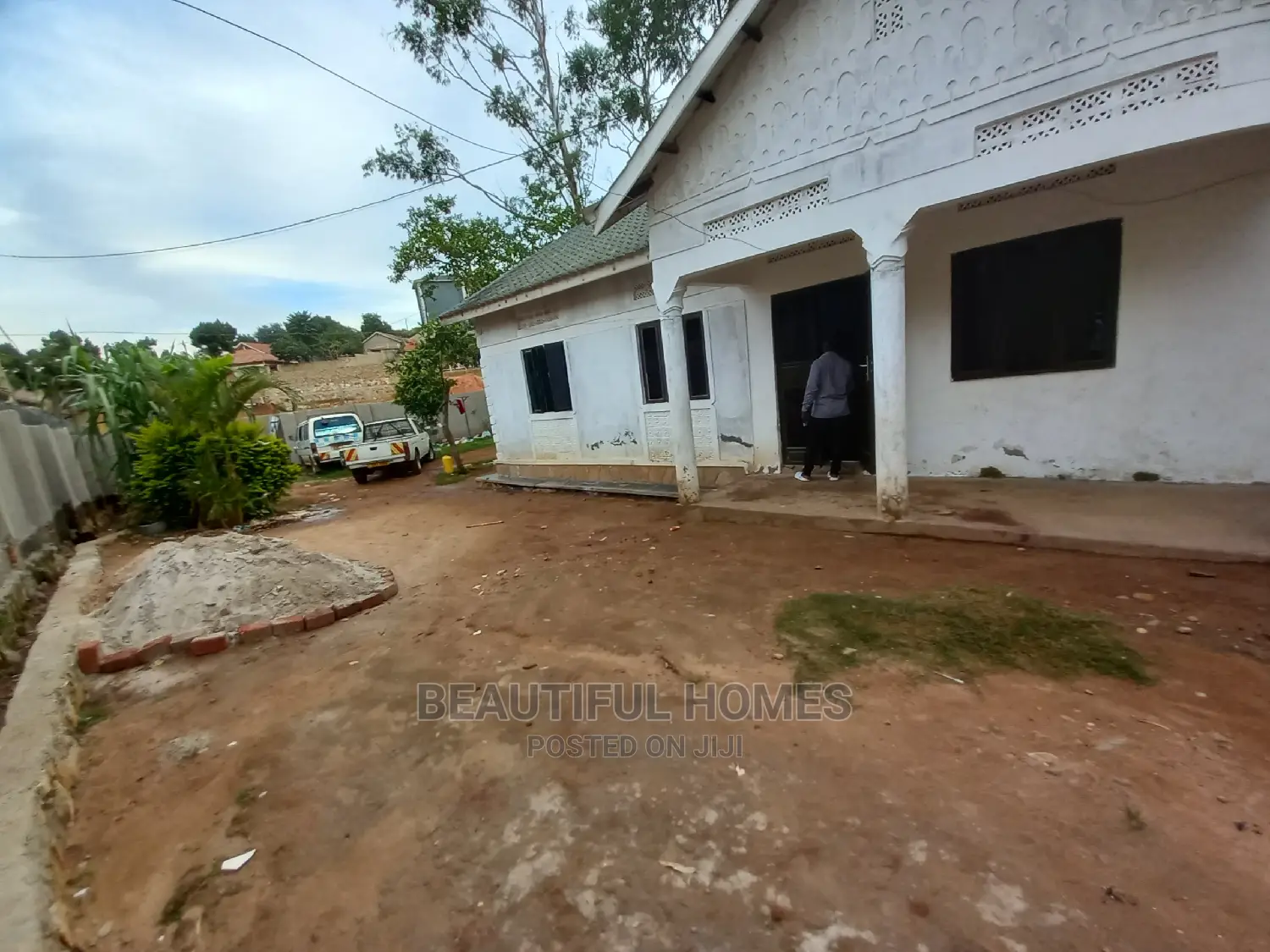 Furnished 4bdrm House in Kyaliwajjara, Kira for Sale