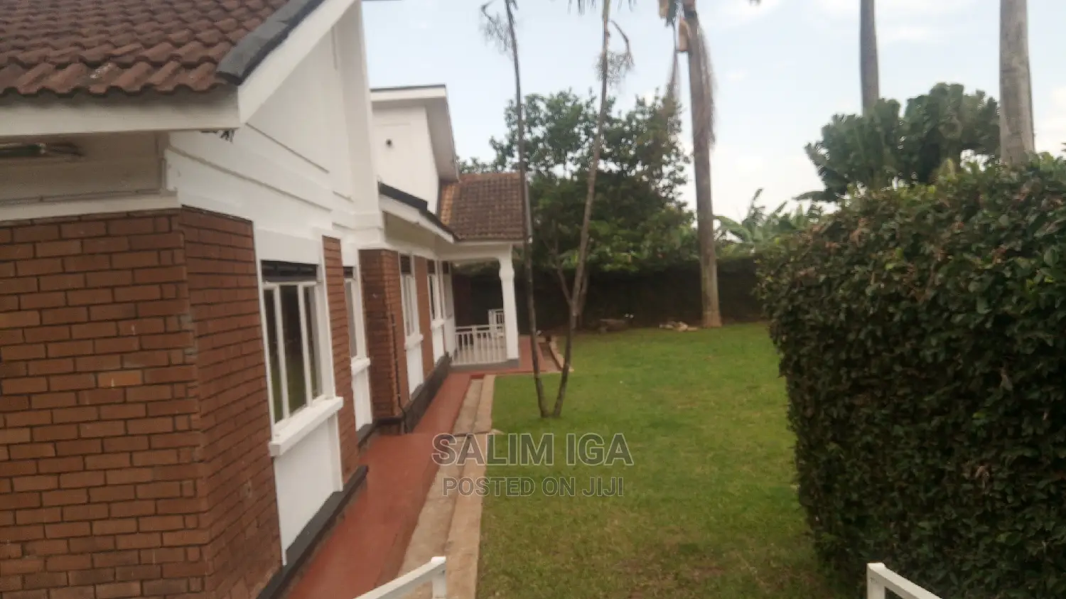 4bdrm Bungalow in Kololo Property, Central Division for Rent
