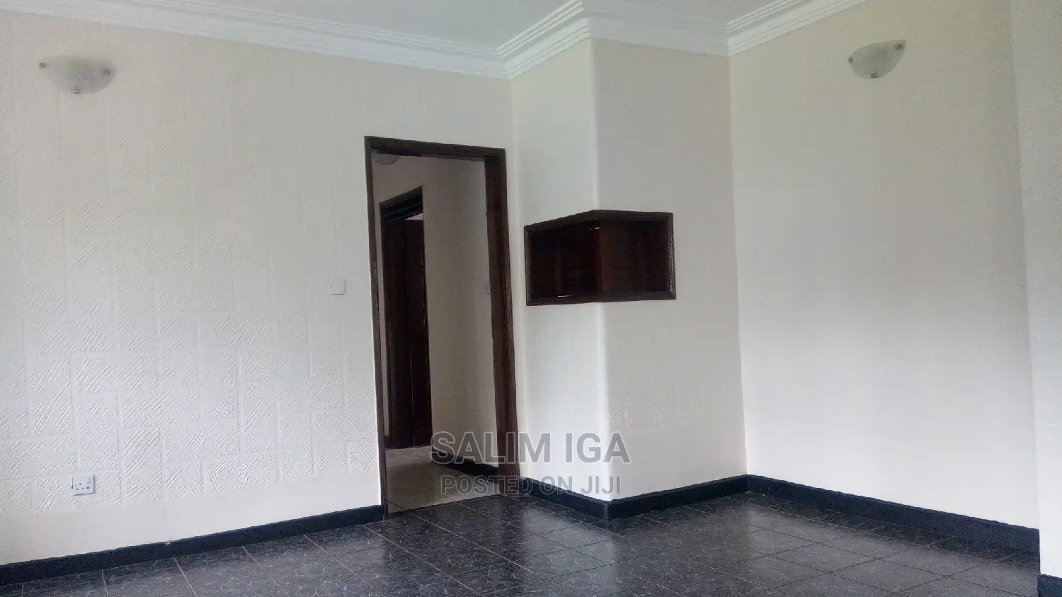 4bdrm Bungalow in Kololo Property, Central Division for Rent