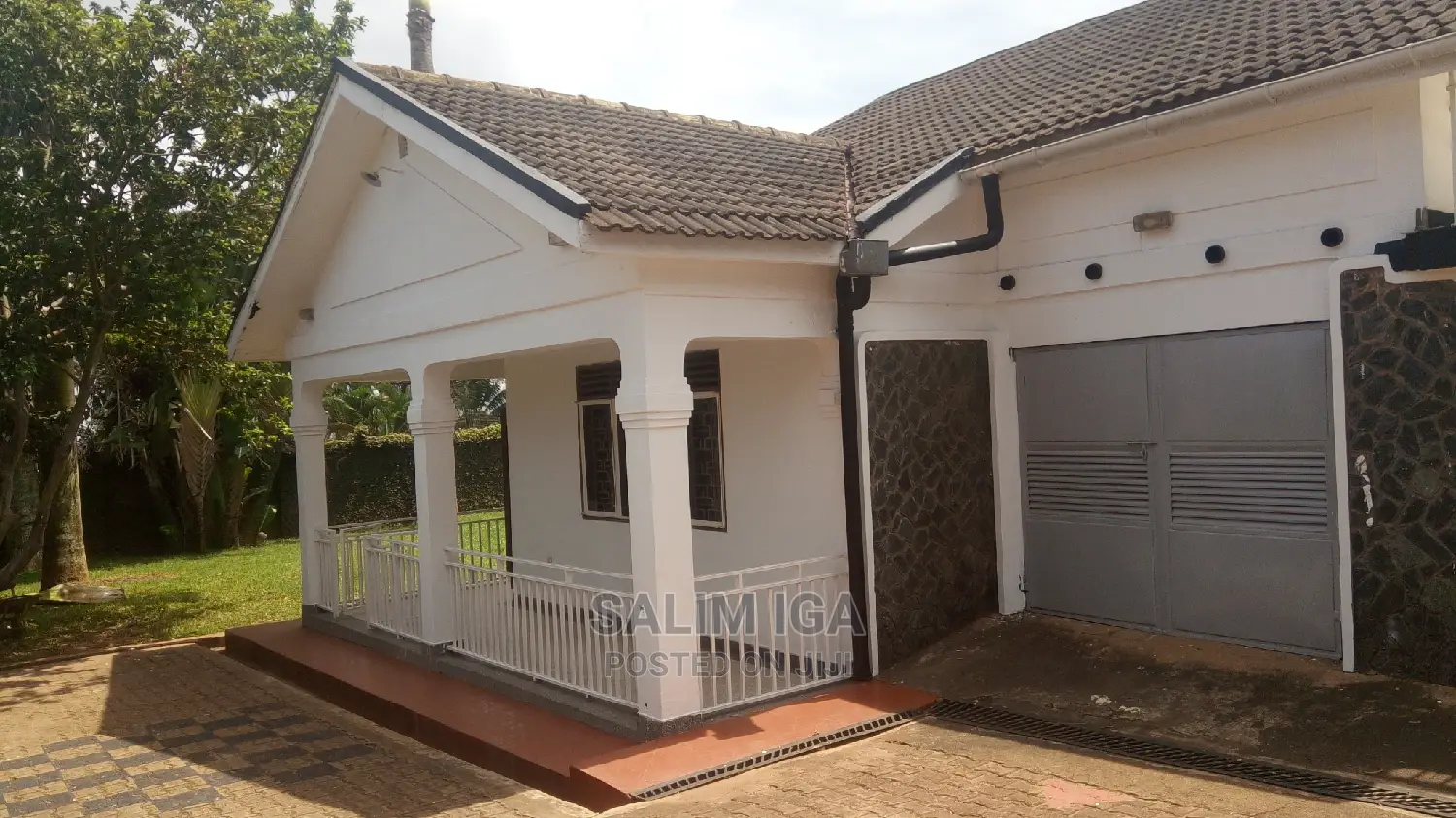 4bdrm Bungalow in Kololo Property, Central Division for Rent