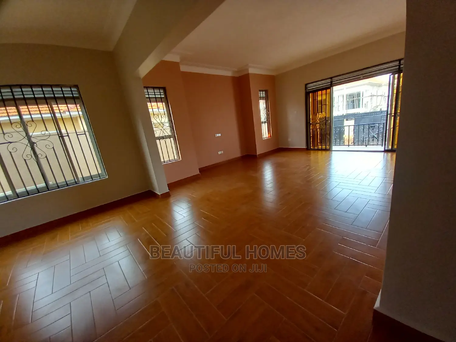 Furnished 4bdrm House in Tarmacked Estate, Kira for Sale