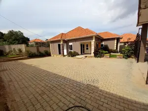 Furnished 4bdrm Bungalow in All Tarmack, Kira for Sale