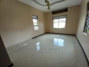 Furnished 4bdrm House in Kira Tarmack for Sale