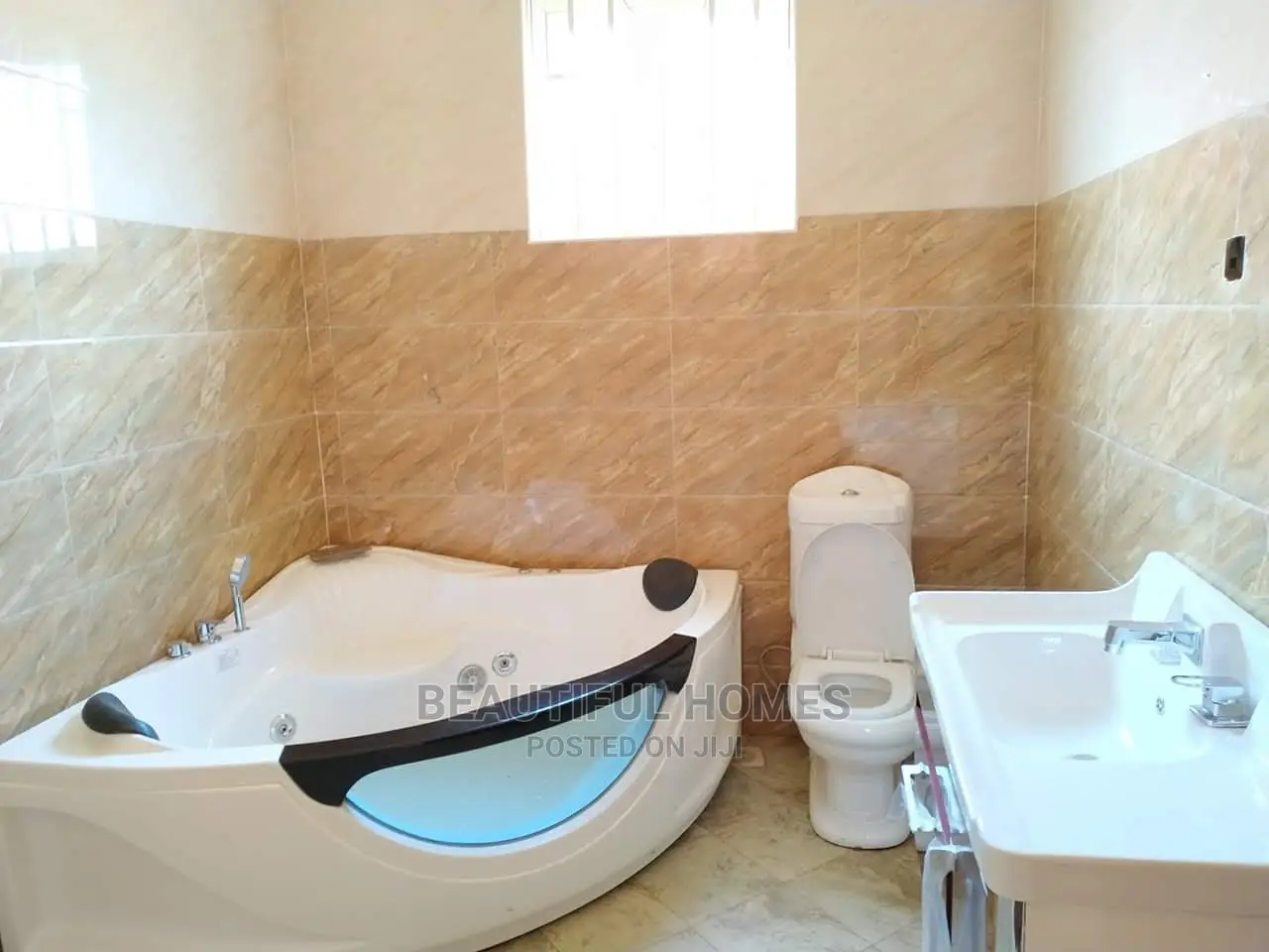 Furnished 4bdrm House in Kira for Sale