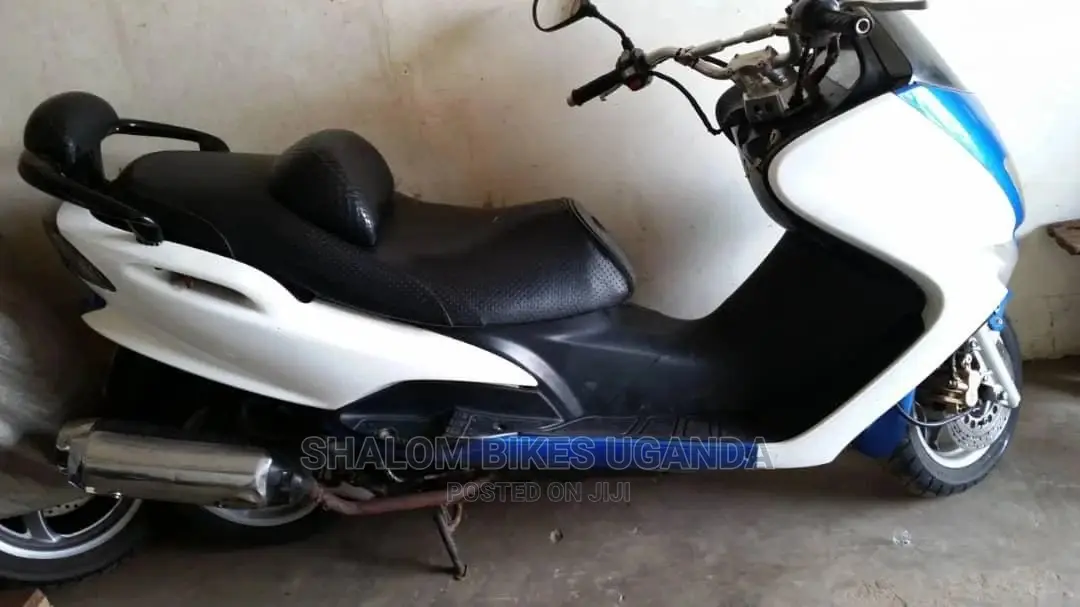 Yamaha Majesty 2019 White