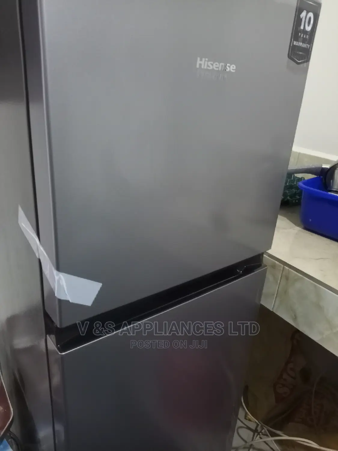 200l Hisense Double Doors