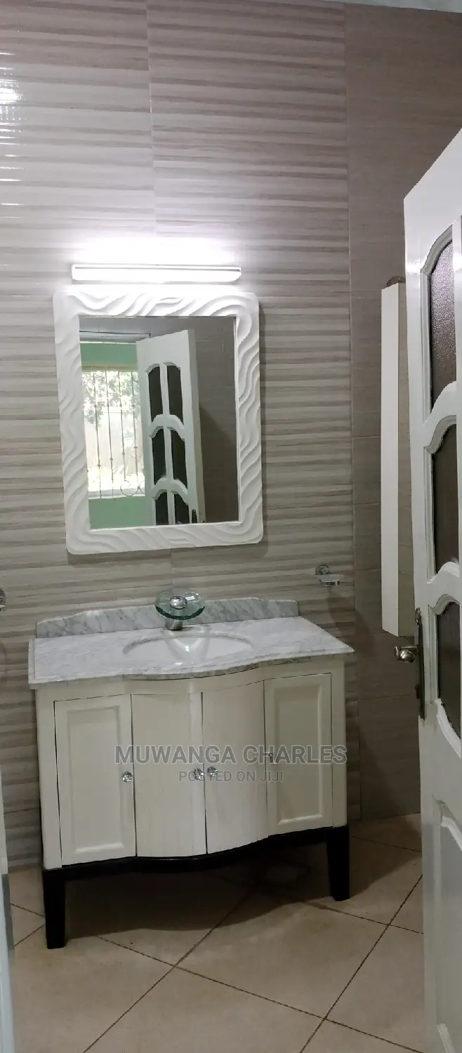 7bdrm Bungalow in Fs Properties Ltd, Central Division for Rent