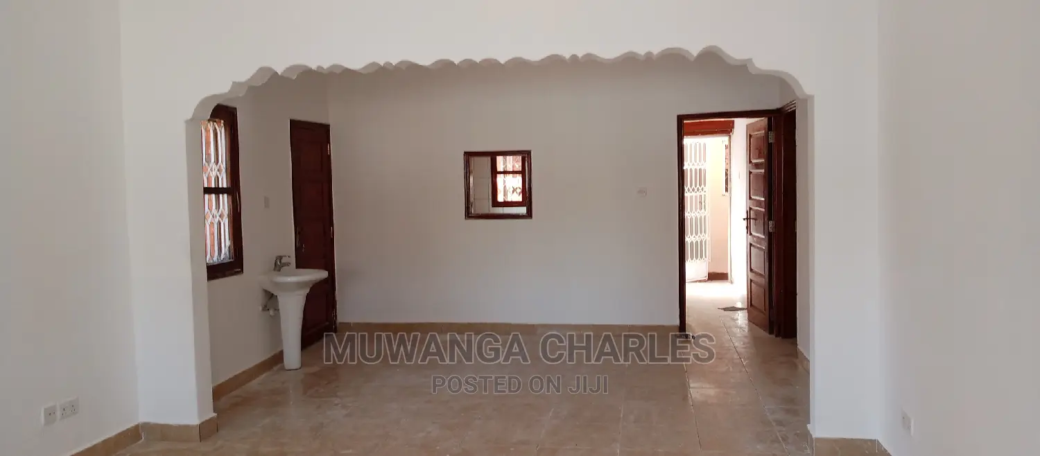 3bdrm House in Fs Properties Ltd, Central Division for Rent