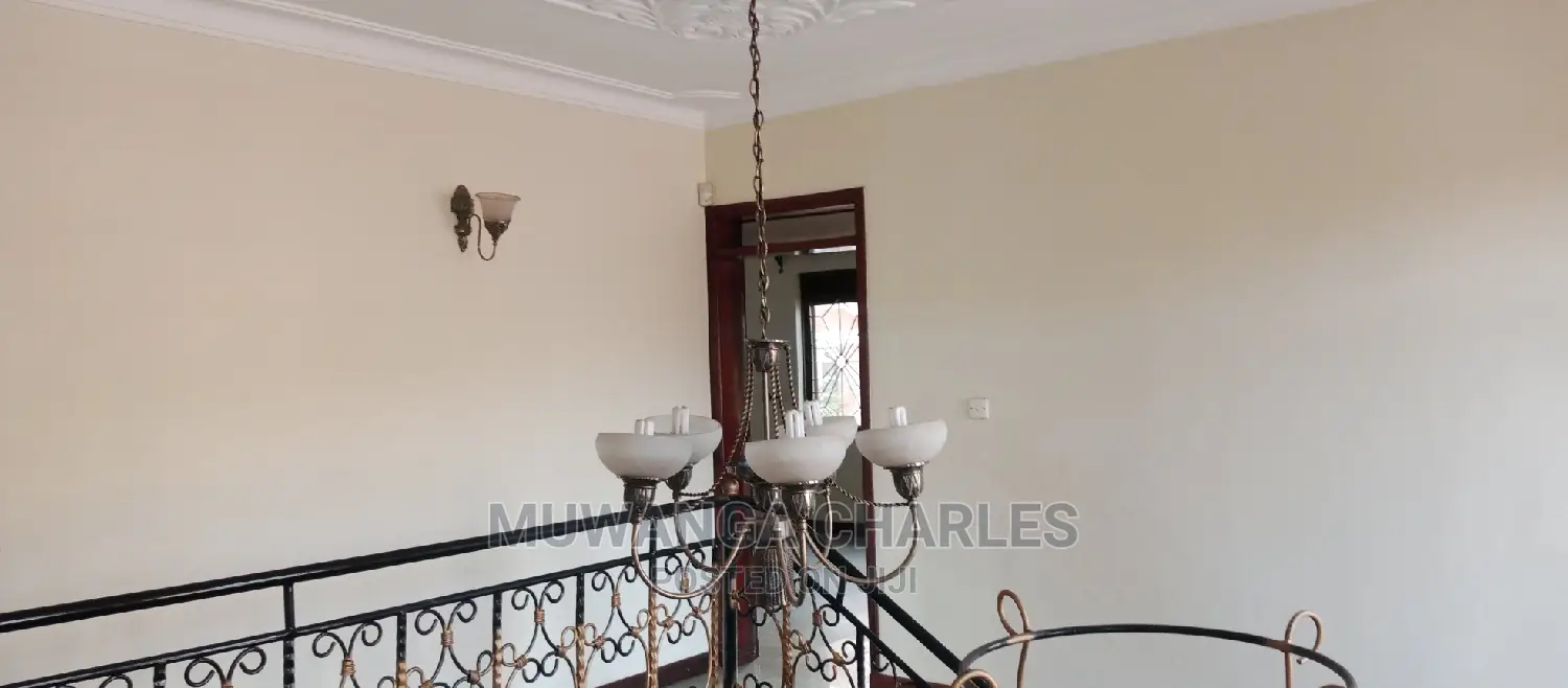 5bdrm Maisonette in Fs Properties Ltd, Central Division for Rent