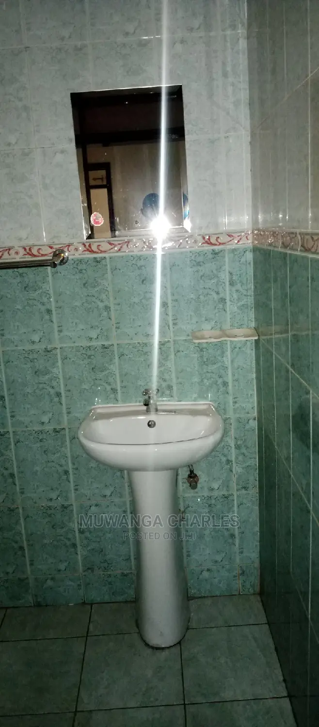 5bdrm Maisonette in Fs Properties Ltd, Central Division for Rent