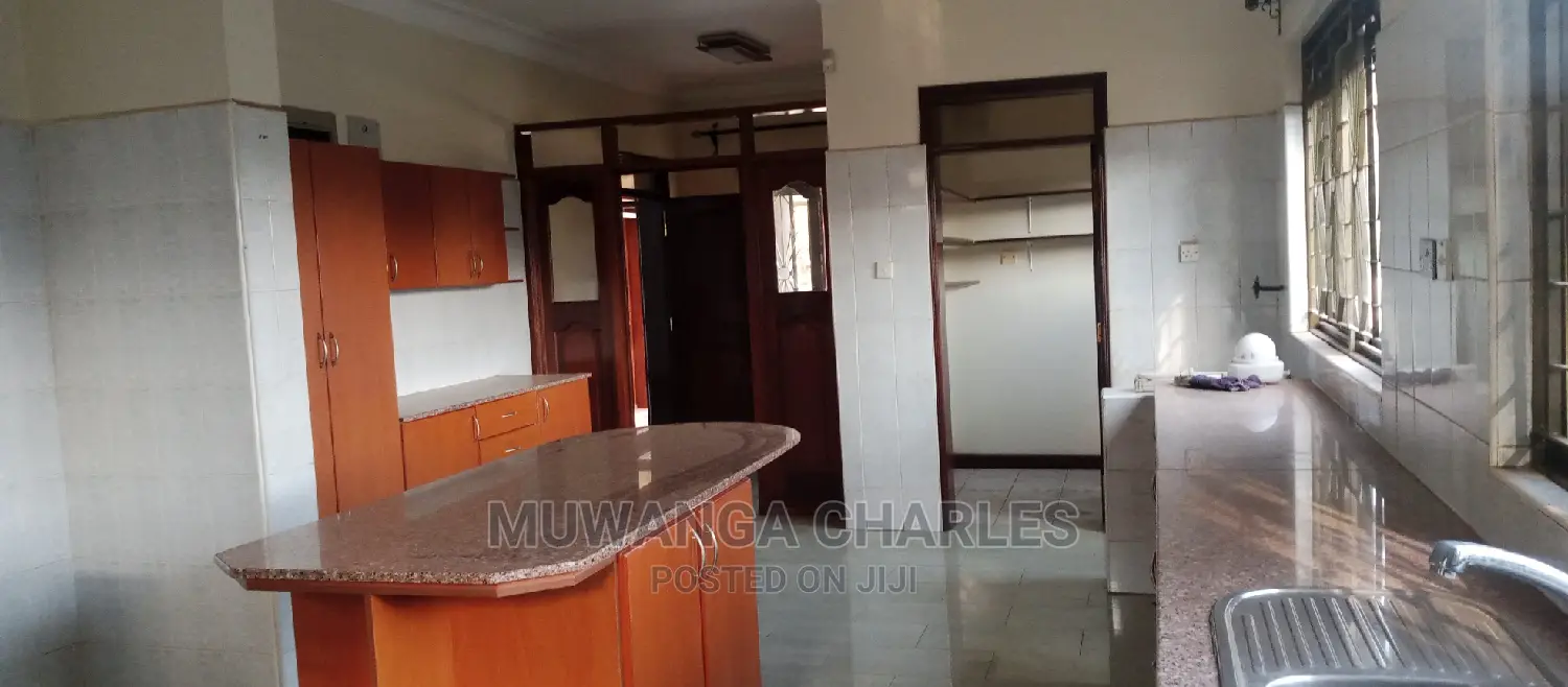 5bdrm Maisonette in Fs Properties Ltd, Central Division for Rent
