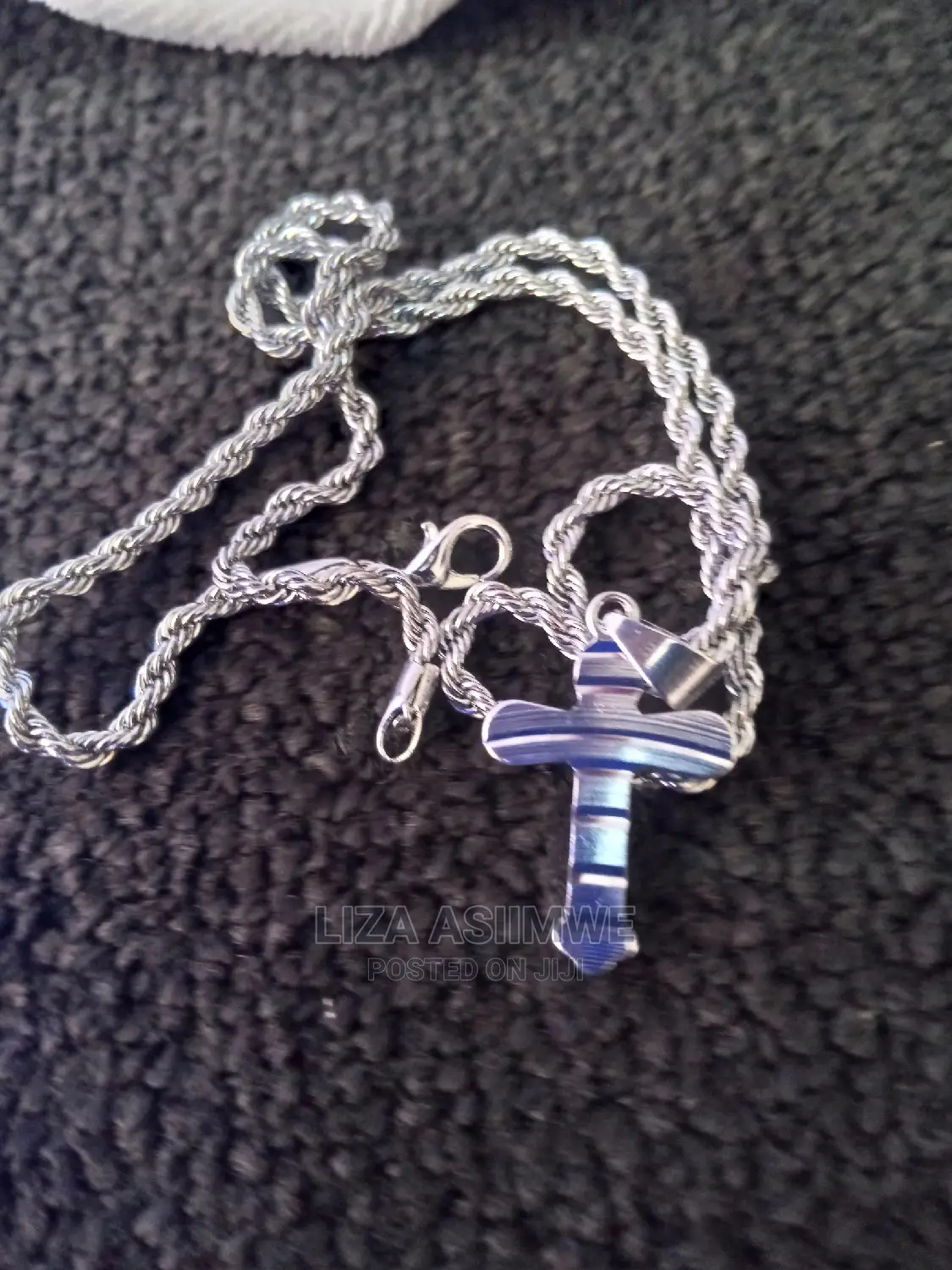 Nice and Authentic Necklaces Available With Cross Pendants