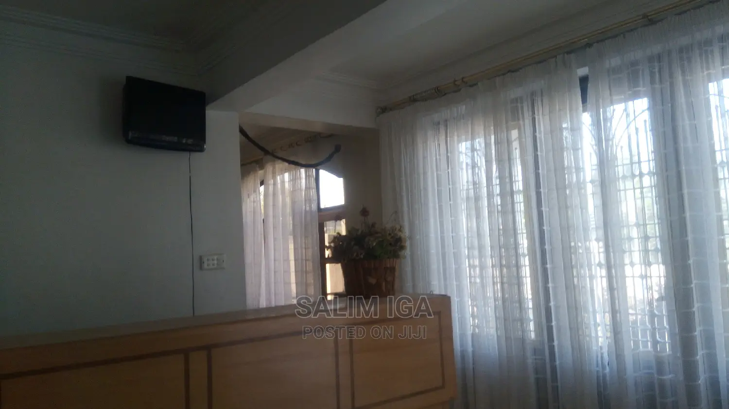 10bdrm Block of Flats in Kololo Property, Central Division for Rent