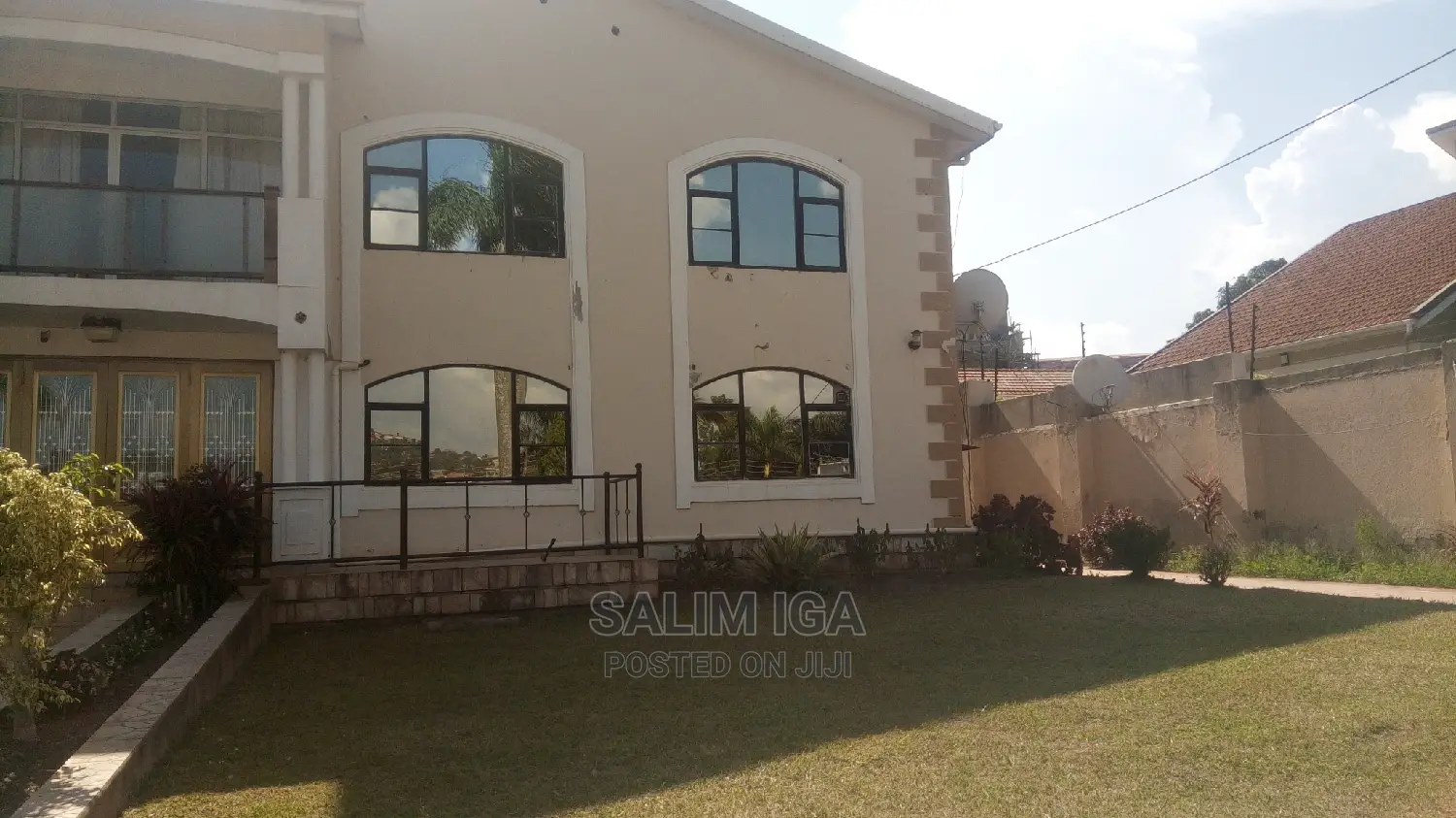 10bdrm Block of Flats in Kololo Property, Central Division for Rent