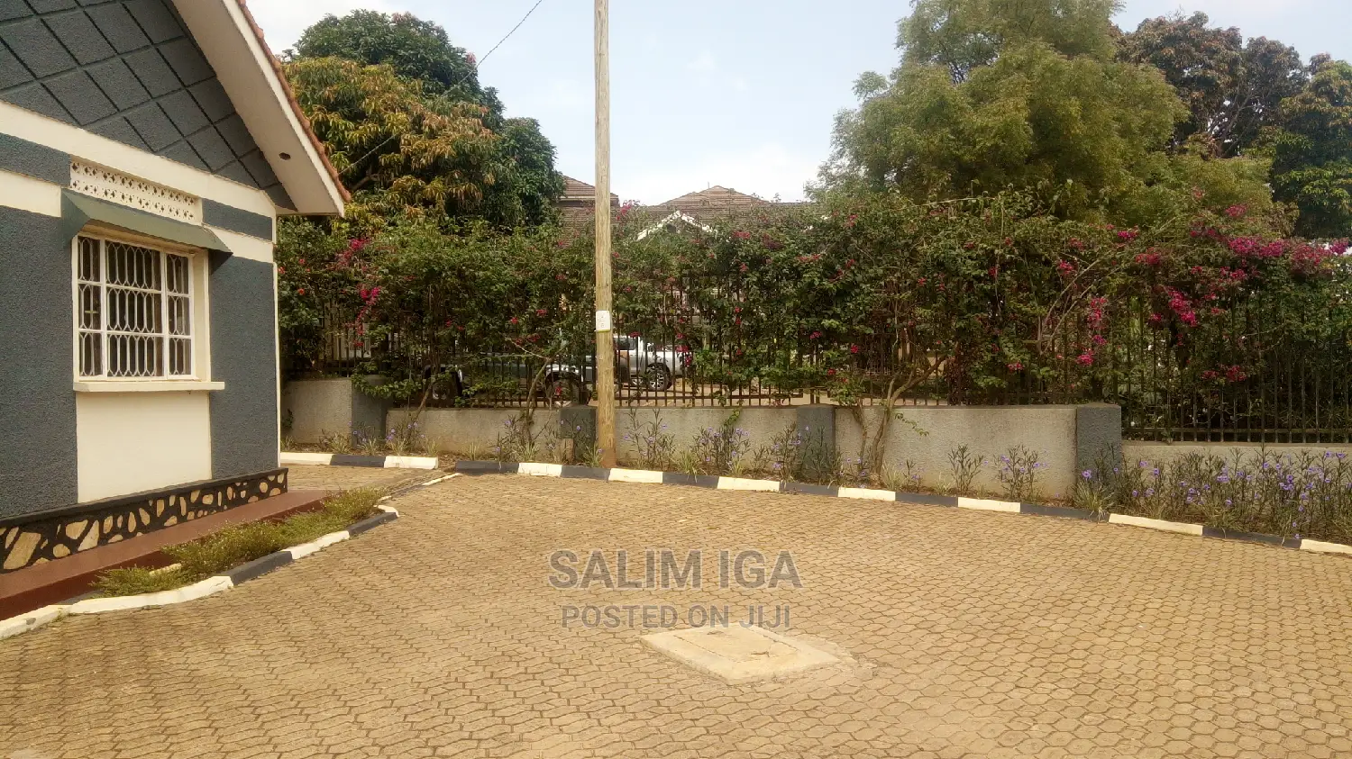 6bdrm Bungalow in Kololo Property, Central Division for Rent