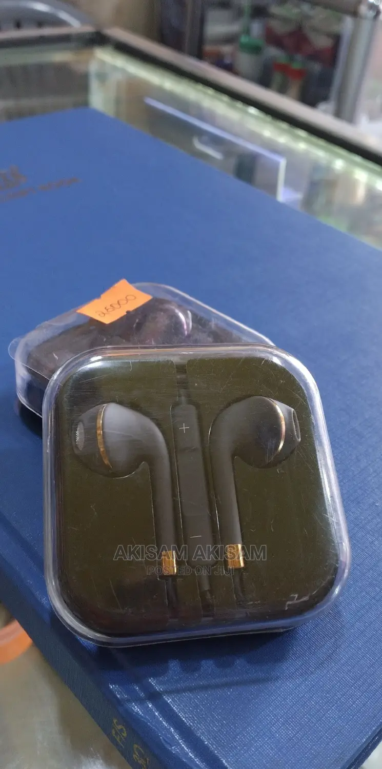 Ear Phones