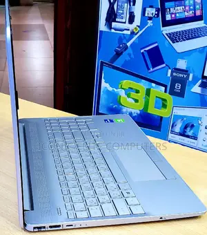 New Laptop HP Pavilion 15 8GB Intel Core I5 SSHD (Hybrid) 1T