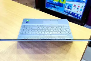 New Laptop HP Pavilion 15 8GB Intel Core I5 SSHD (Hybrid) 1T