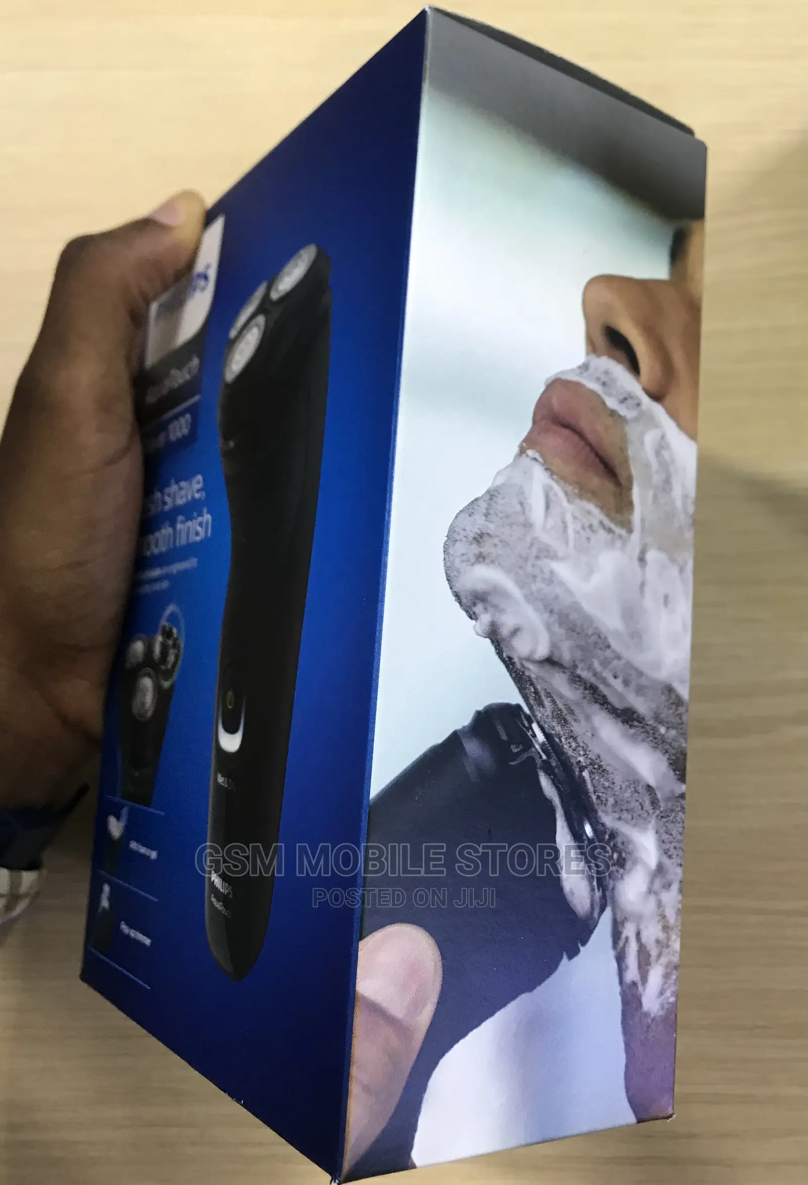 Philips Wet or Dry Electric Shaver Series 1000