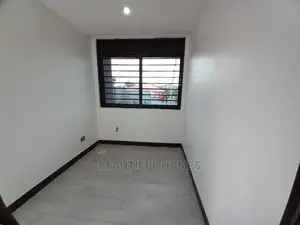 Furnished 5bdrm Mansion in Kira for Sale