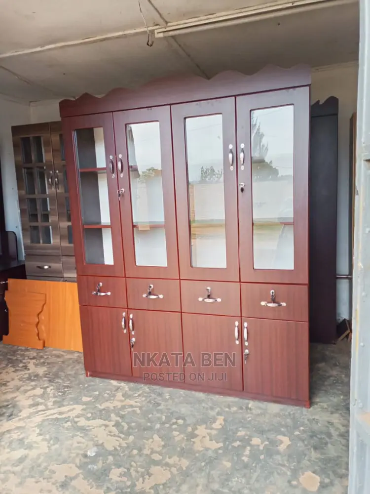 Etimo Sideboard
