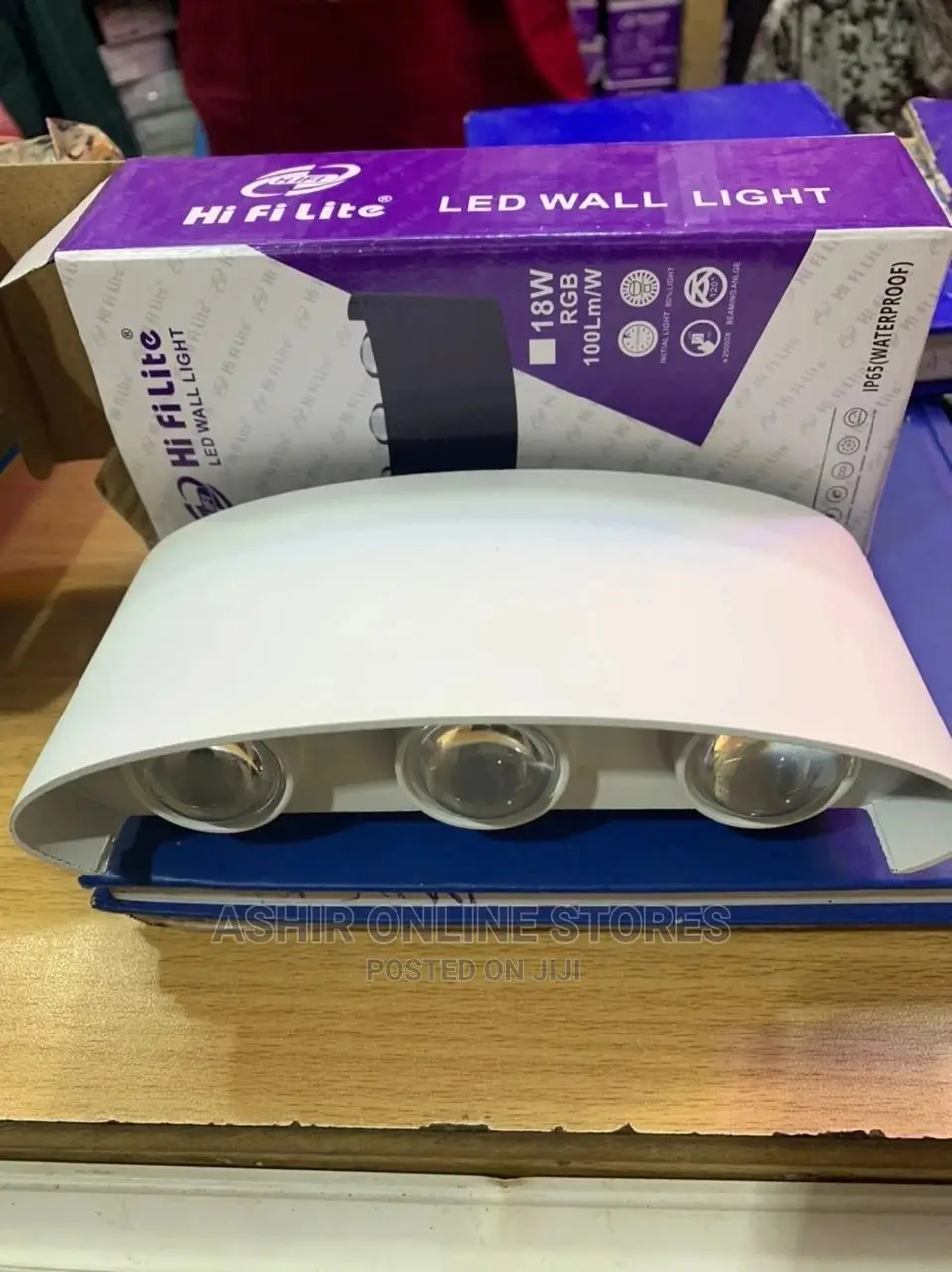 Hifi LED Wall Light