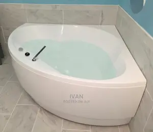 Corner Tub 140x140
